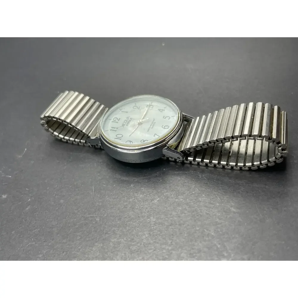 Vintage Acqua Indiglo Easy Reader Quartz Watch Silver Tone Stretch Band 34mm